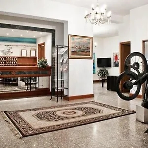 https://hotel-miramonti-montecatini-terme.it-tuscanyhotel.com